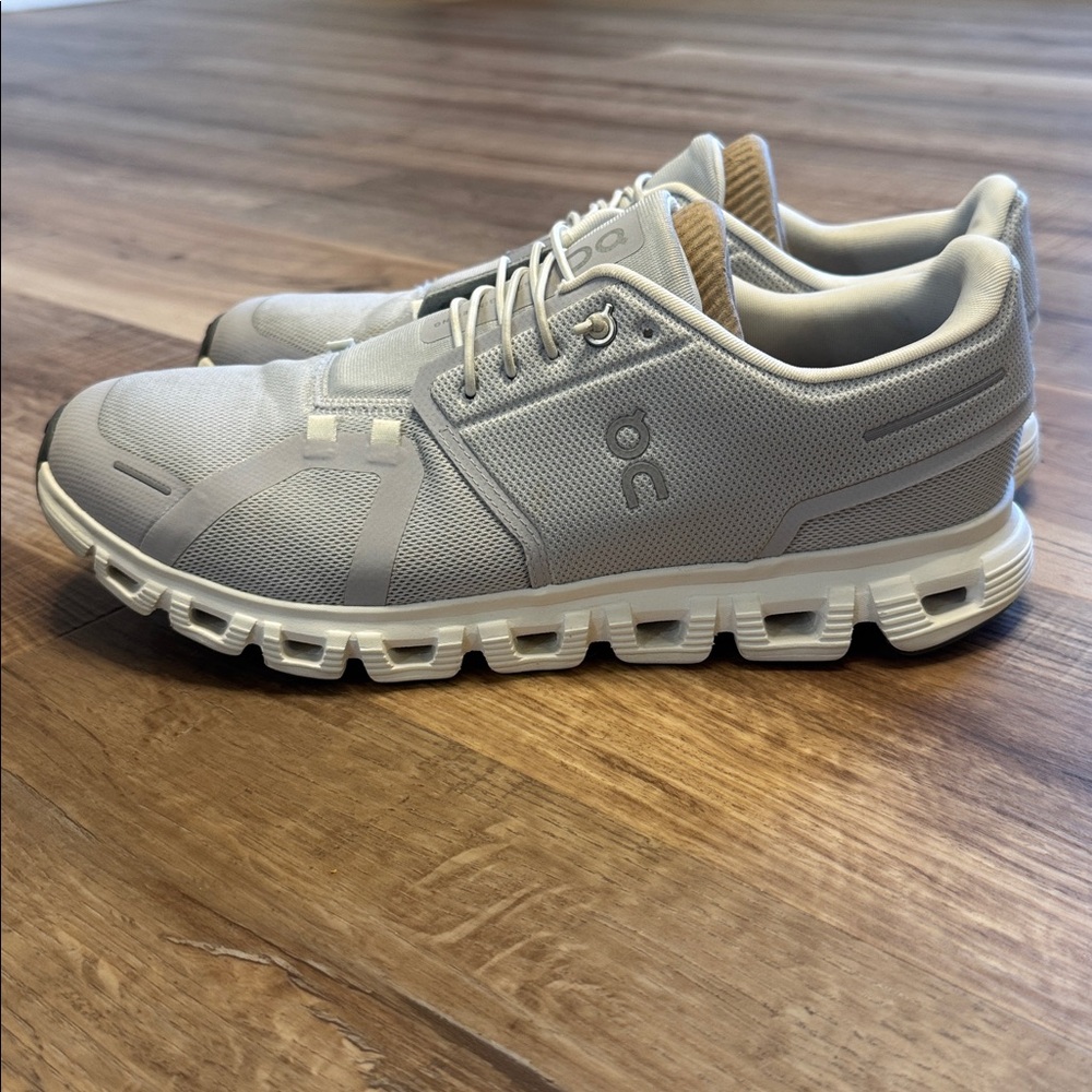 Oncloud 6 Running Men's Cloud Sneakers - Light Gray